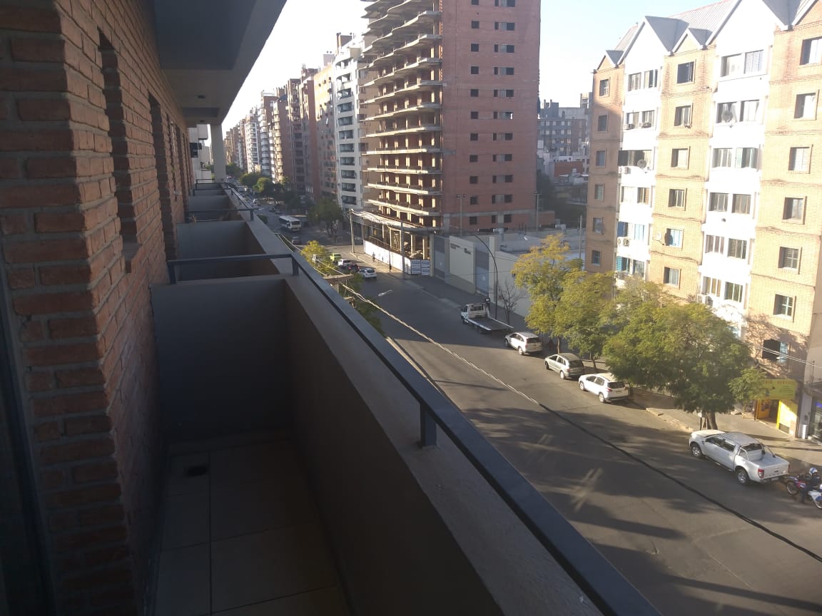 BALCON 3.jpg
